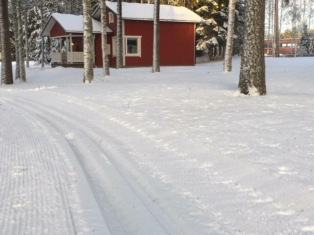 Seinaejoen Leirintaealue Hotell Seinäjoki Exteriör bild