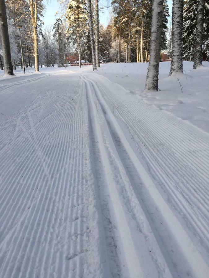 Seinaejoen Leirintaealue Hotell Seinäjoki Exteriör bild